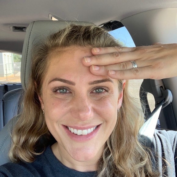 Meet your Posher, Jenna - Picture 2 of 4